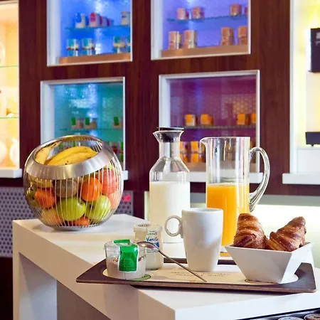 Hotel Est 4*