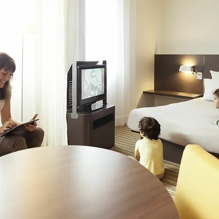 Est 4* Vélizy-Villacoublay